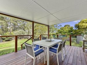 Summerfield Cottage - Hunter Valley renovated House in central North Rothbury - Accommodation Airlie Beach